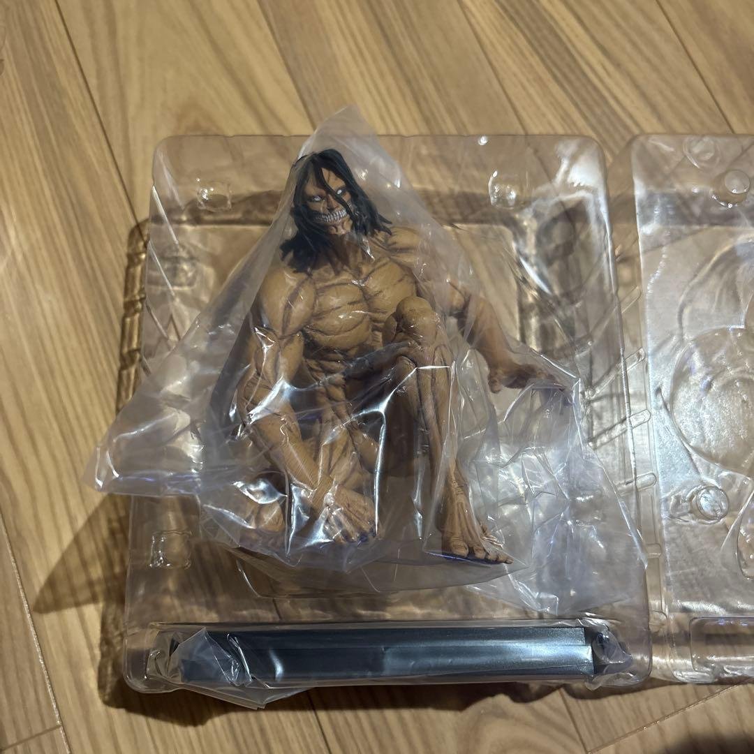 POP UP PARADE Eren Yeager — Attack on Titan Figure