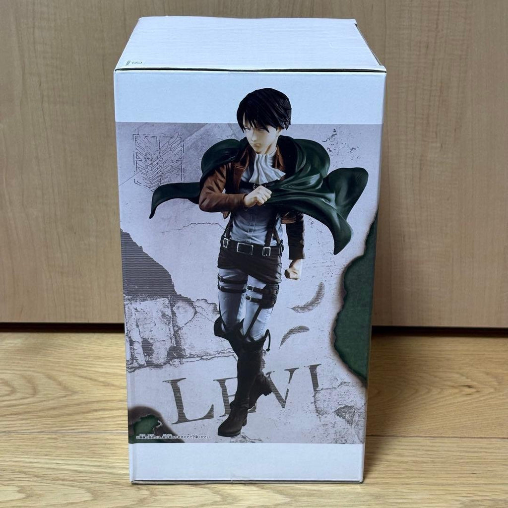 Figura Grandista de Levi Ackerman de Ataque a los Titanes