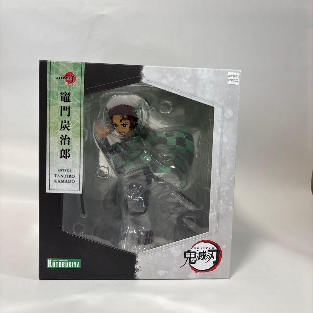 Kotobukiya ARTFX J 탄지로 카마도 — 귀멸의 칼날 피규어