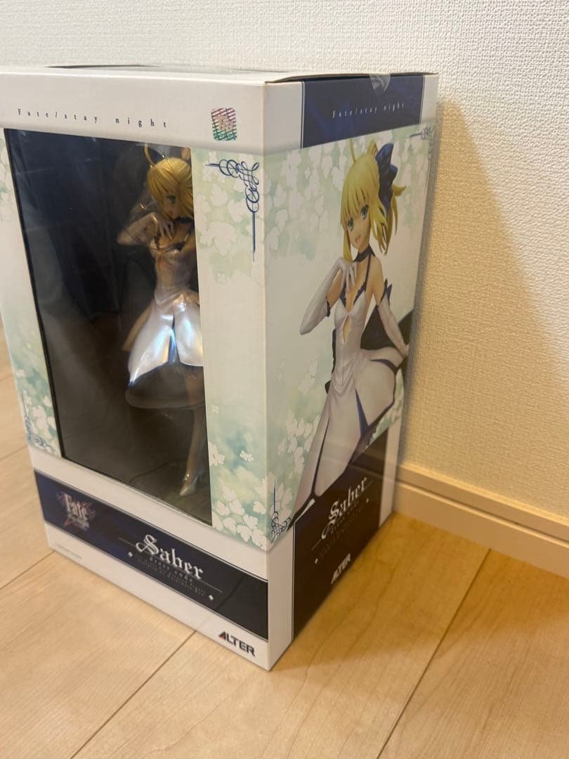 ALTER Fate/stay night Saber Dress Code Figure — Japan-made